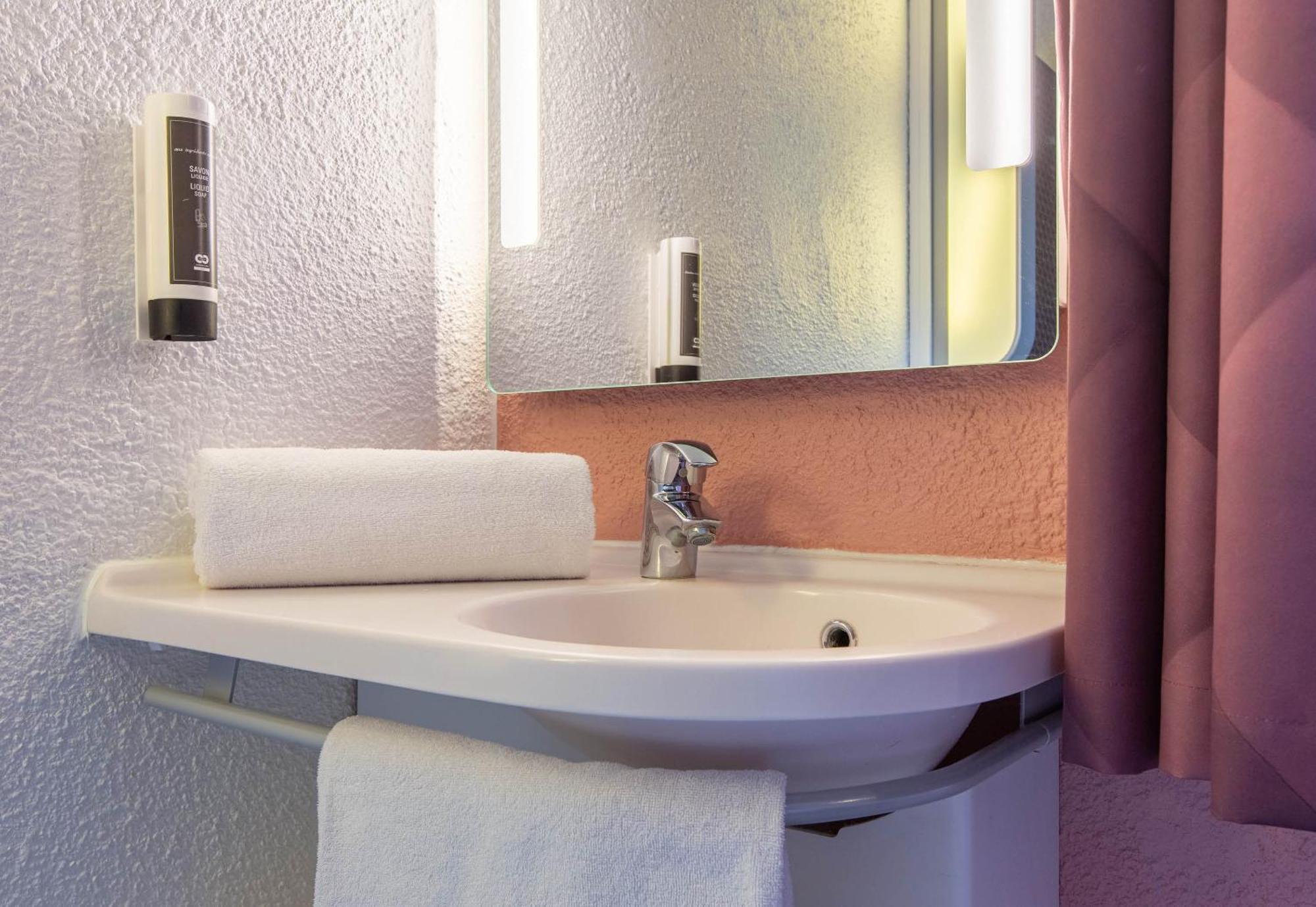 B&B Hotel Chateauroux A20 L'Occitane Deols Екстер'єр фото