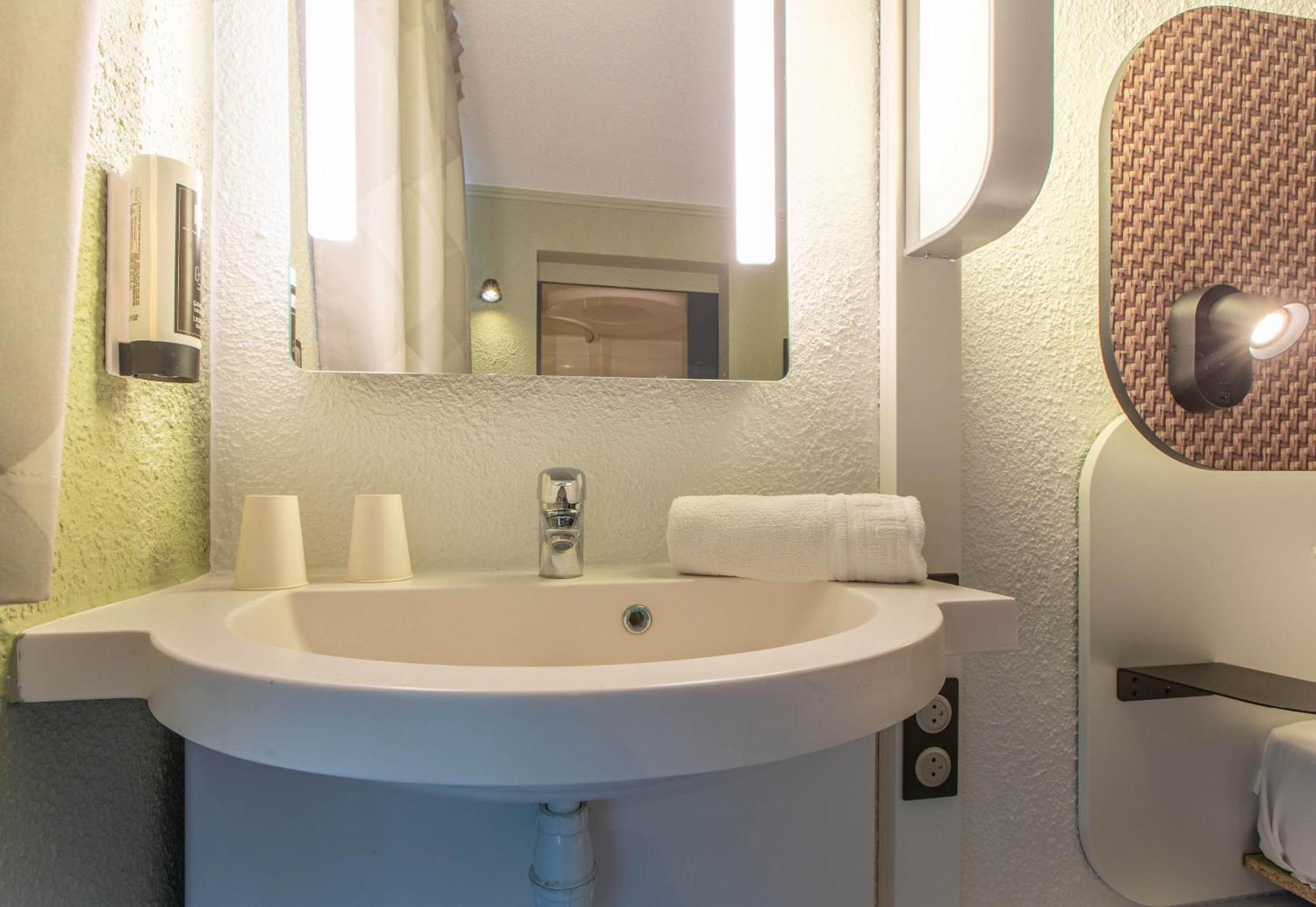 B&B Hotel Chateauroux A20 L'Occitane Deols Екстер'єр фото